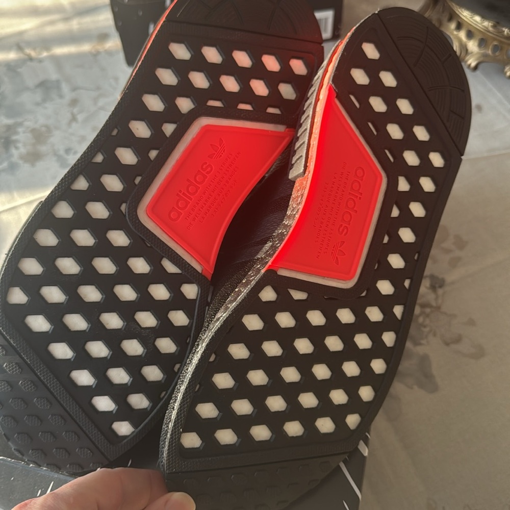 Adidas Star Wars Darth Vader - Picture 4 of 4